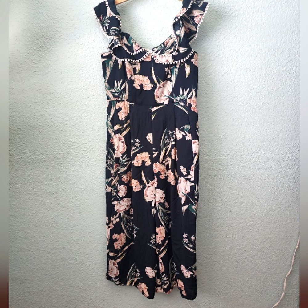 City Chic jumpsuit cropped wide leg floral new with tags size 14
